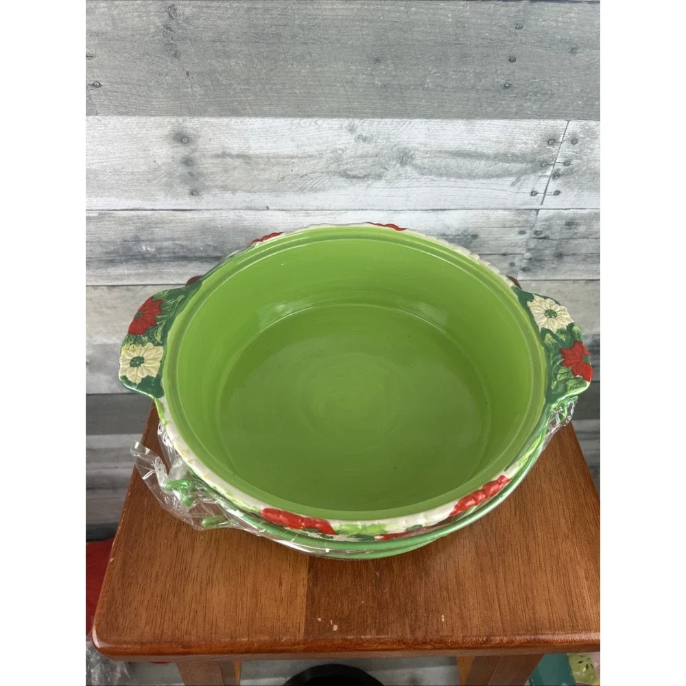 Tamp-Tations 2.5 QT Figural Floral Baker W/Lid & Wire Rack